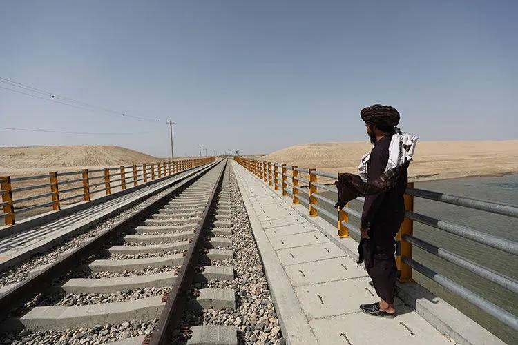  Afganistan, Kuştepe Kanalı ile ülkenin kuzeyine su getirilerek geniş çorak alanları tarım arazisine dönüştürmeyi amaçlanıyor. Fotoğraf: AA