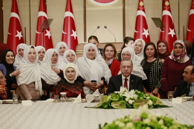 Cumhurbaşkanı Erdoğan: Hiç kimsenin sandığın mahremiyetine el uzatmasına izin vermeyiz