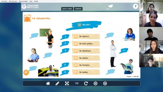 Güney Koreliler Yunus Emre Enstitüsü'nün açtığı kurslarla Türkçe öğreniyor