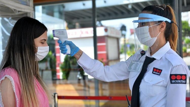 AVM’ler 50 gün sonra yeniden açıldı