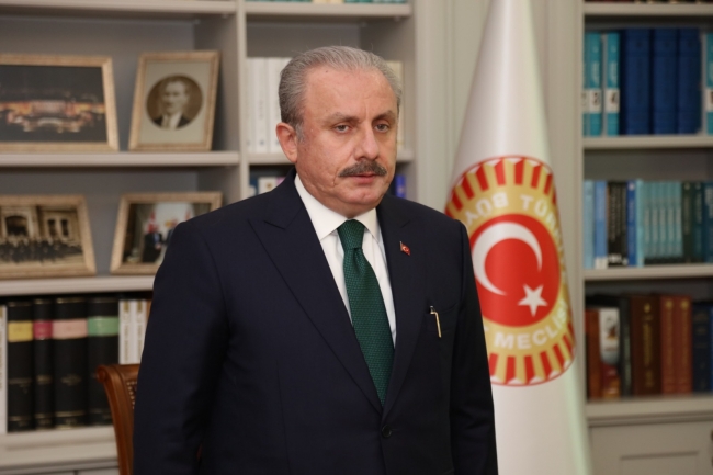 TBMM Başkanı Şentop: Öğrencilerimize davranışımız, adaletsizliğe yol açmamalı