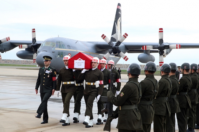 Isparta şehitlerine veda