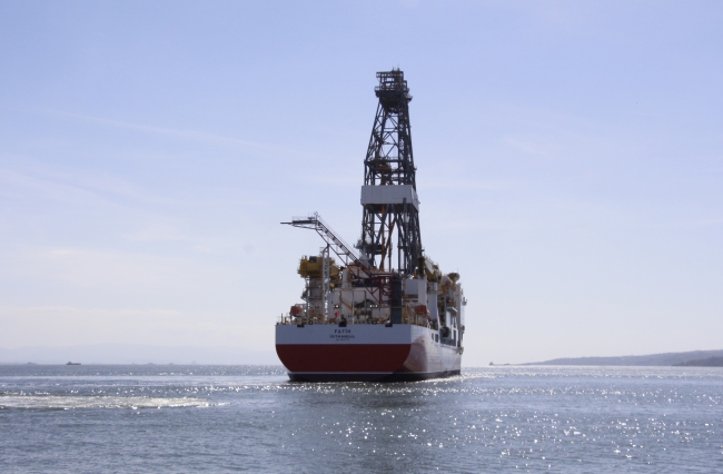 Türkiye'nin sondaj gemisi "Fatih" Akdeniz'e açılıyor