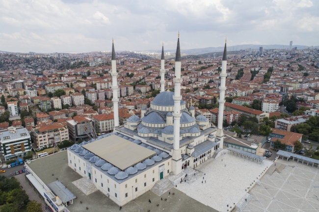 Türkiye'nin "simge" camileri ramazana hazır