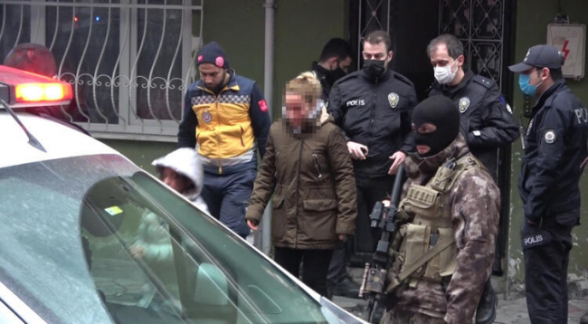 Eşi ve çocuklarını rehin alan kişi gözaltına alındı