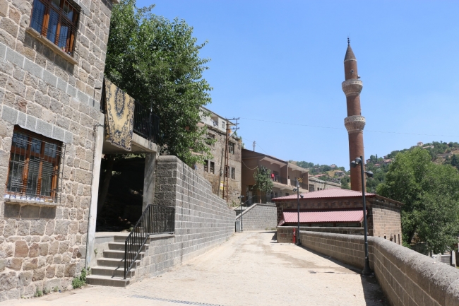 Bitlis'te tarihi evler turizme kazandırılıyor