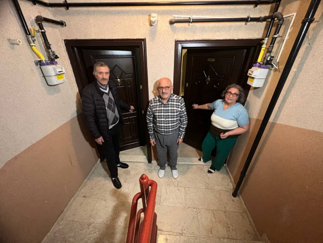 Gurbetçi ailelerin Türkiye'deki evlerini kiralamışlar