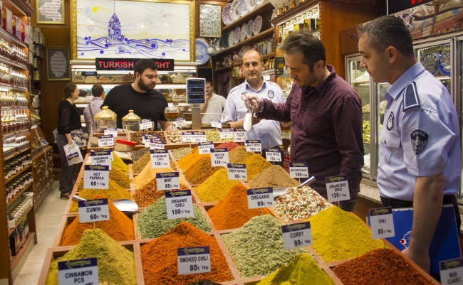 İstanbul tarihi rotalarıyla bayramda ziyaretçilerini bekliyor