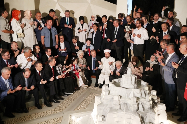 15 Temmuz Şehitler Köprüsü'nde insan seli