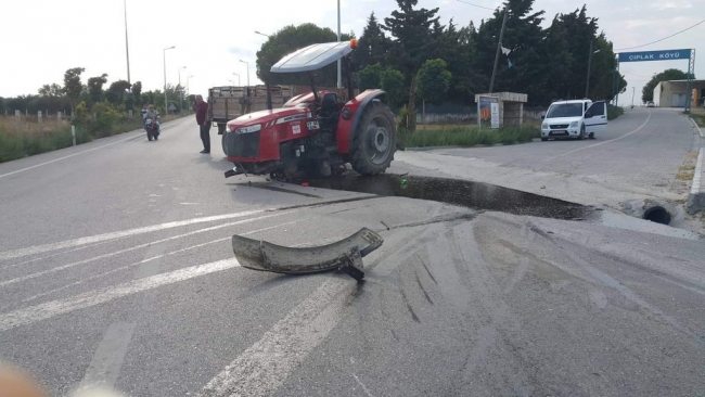 Çanakkale'de minibüs ile traktör çarpıştı: 18 yaralı
