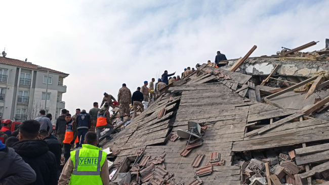 Malatya'da 5,6 büyüklüğünde deprem: Yaralılar var
