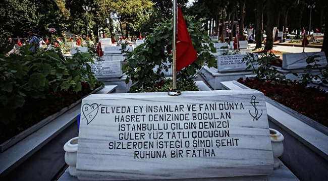 Edirnekapı Şehitliği'nde hüzünlü bayram arifesi