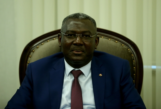 Bakan Selçuk: FETÖ ile mücadelede Nijer'in gösterdiği dostluğa müteşekkiriz