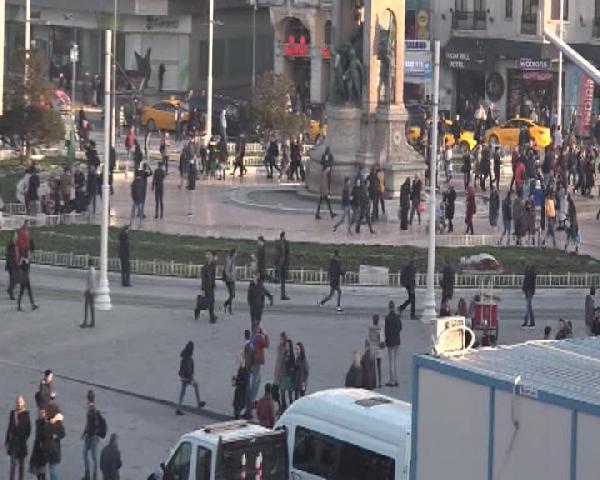 Taksim'de silahlı kavga