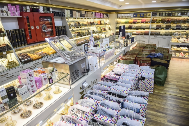 Hint iş insanının çalışanlarına armağan ettiği Türkiye tatili başladı