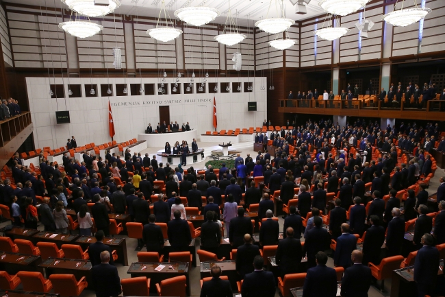 TBMM'de yemin töreni tamamlandı