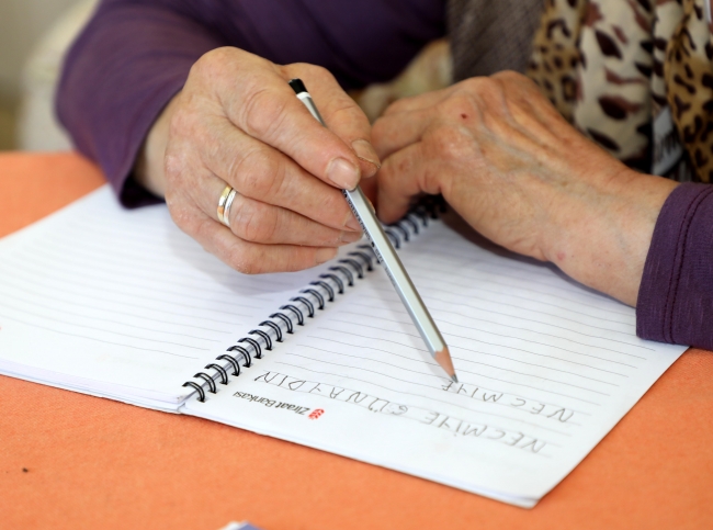 Düzce'de 23 kadın okuma-yazma öğrendi