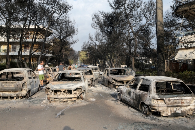 Yunanistan'da yangın felaketinde ölü sayısı 91’e yükseldi