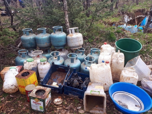 Bingöl'de PKK'ya ait 5 odalı sığınak imha edildi