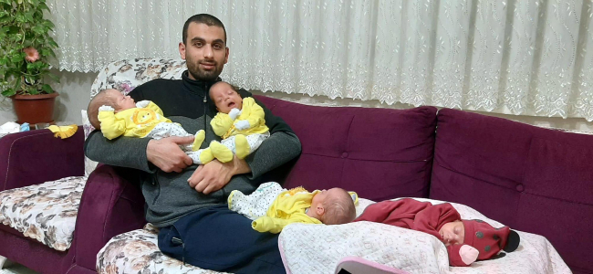 İzmirli çiftin yeni yılda dördüz bebek sevinci