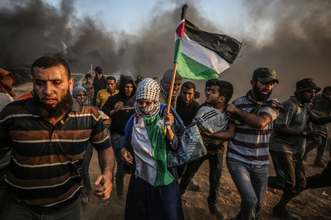 Gazze'deki işgal karşıtı gösterilerde biri çocuk 3 Filistinli şehit oldu