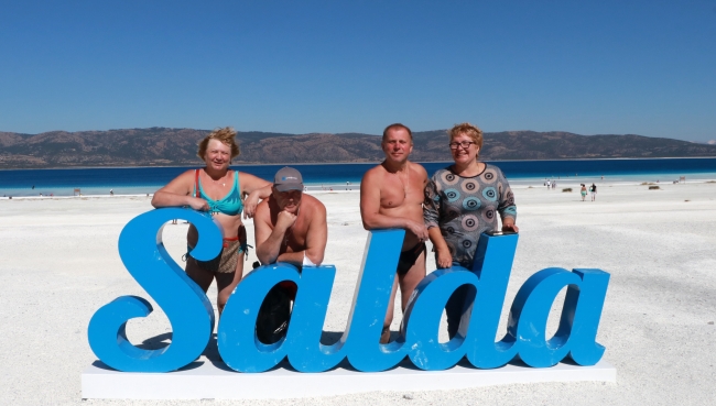 Salda'nın Beyaz Adalar'ı son ziyaretçilerini ağırlıyor