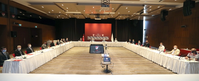 TFF 2. ve 3. Lig ile Bölgesel Amatör Lig'ler oynatılmayacak