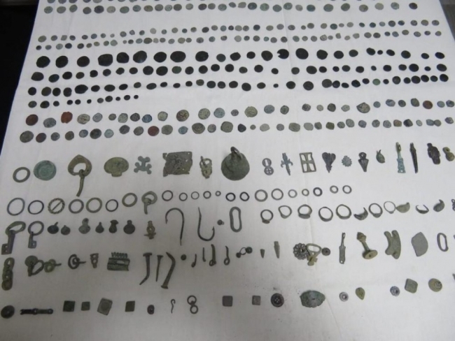 Balıkesir'de 617 parça tarihi eser ele geçirildi