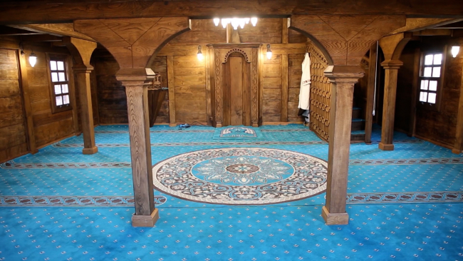 Restorasyonu tamamlanan Sarnıç Cami ibadete açıldı