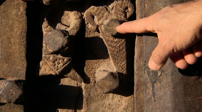 Medeniyetlerin içinden geçtiği sur kapılar