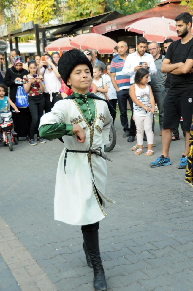 Yalova'da 21. Türk Boyları Kültür Şöleni başladı