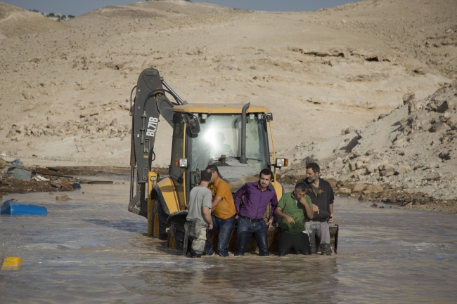 İsrail Han el-Ahmer kararından geri adım atmıyor