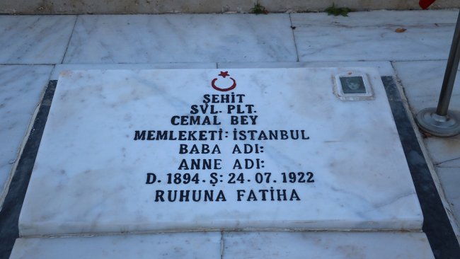 100 yıllık hava şehitliği