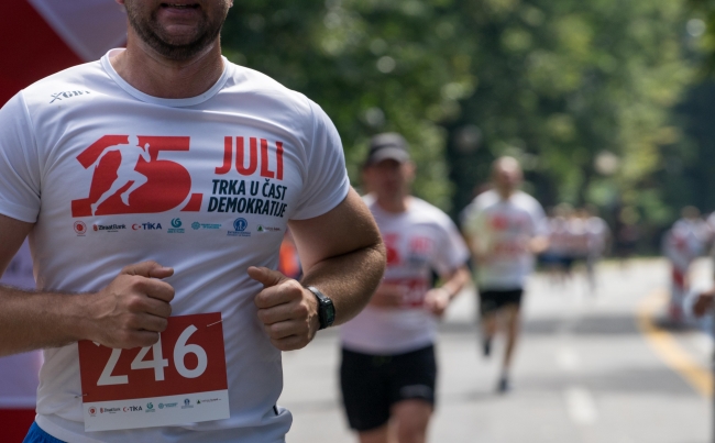 Türkiye'den kilometrelerce uzakta şehitler unutulmadı