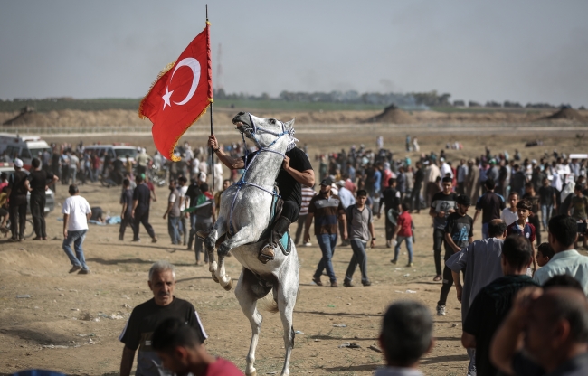 'Milyonluk Kudüs' gösterisinde Türk bayrağı dalgalandı