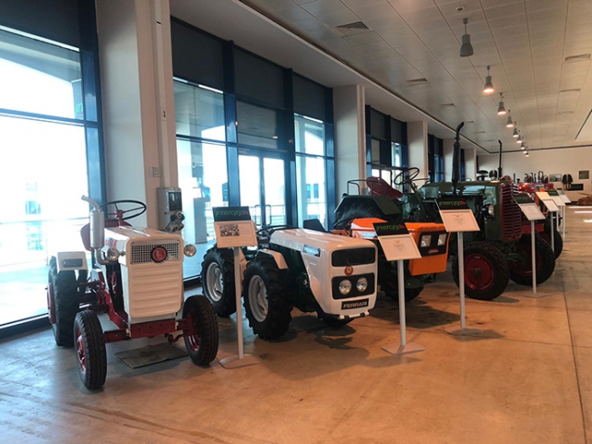 Emektar traktör ve klasikler İstanbul Park'ta