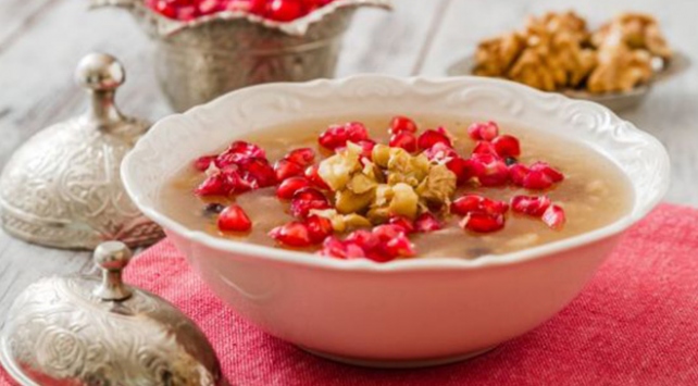 Bolluk ve bereketin simgesi: Aşure günü