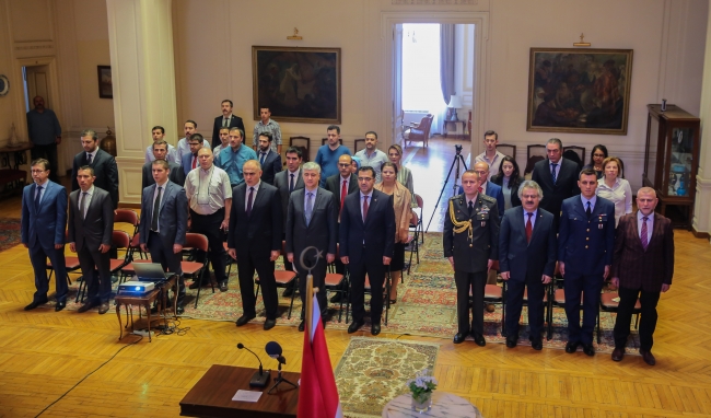 Türkiye'den kilometrelerce uzakta şehitler unutulmadı