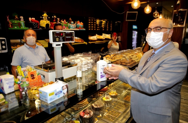 İzmir Valisi Köşger: 1 ay öncesine göre kötü durumdayız