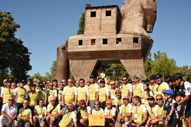 Uluslararası 55'inci Troia Festivali'nde bisiklet turu başladı