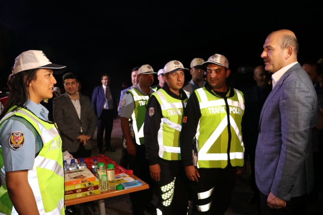 İçişleri Bakanı Soylu, Konya'da trafik denetimine katıldı