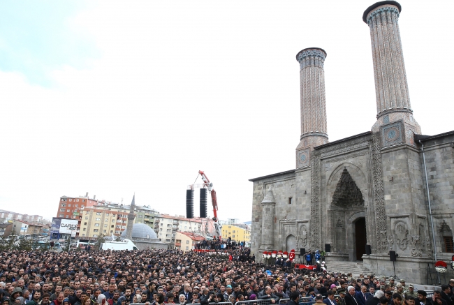 Cumhurbaşkanı Erdoğan: Rabbim bizlere fethi yakın kılsın