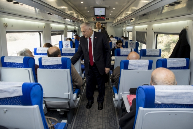 Binali Yıldırım: İstanbul'da da güzel işler yapacağıma inanıyorum