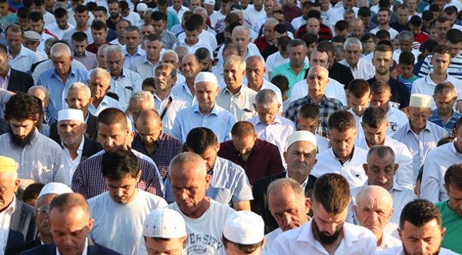 Balkanlar'da Kurban Bayramı coşkusu