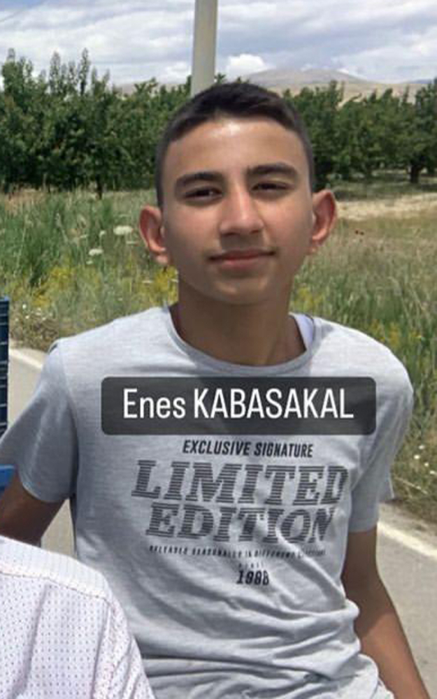 Av sırasında domuz sanıp arkadaşını vurdu