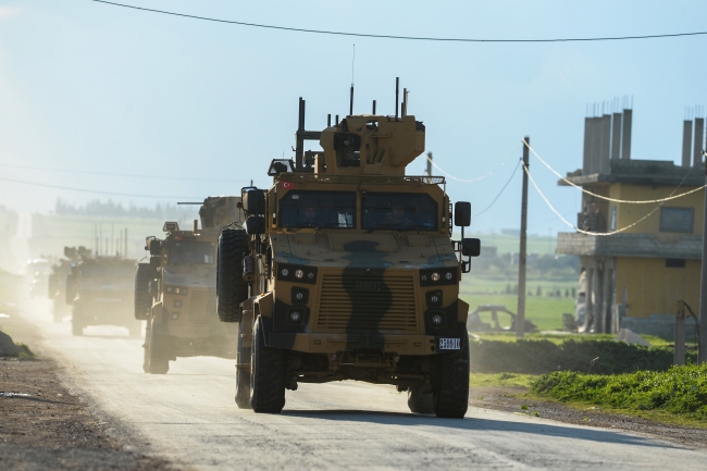 TSK'nın ikinci İdlib devriyesine sevgi seli