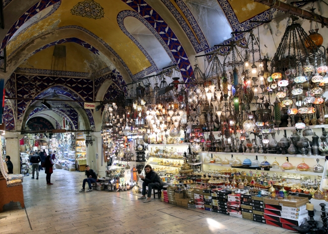 İstanbul tarihi rotalarıyla bayramda ziyaretçilerini bekliyor