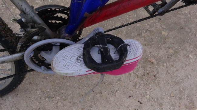 Engelli kızının bisiklete binme hayalini kendi tasarımı ile gerçekleştirdi