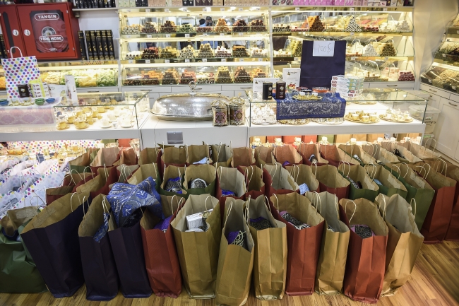 Hint iş insanının çalışanlarına armağan ettiği Türkiye tatili başladı