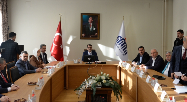 Bakan Dönmez: Doğal gazı yaygınlaştırmak için çalışıyoruz